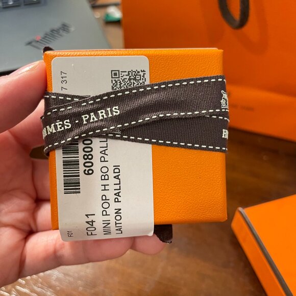 HERMES Pop H Earrings in Bleu Zephyr - brand new authentic - Picture 2 of 4